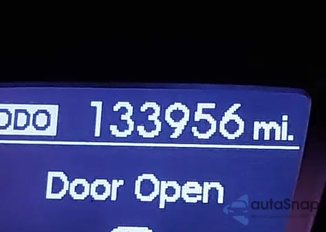 2013 Hyundai Elantra z USA, uszkodzony, nr VIN KMHE35LE4DU059463